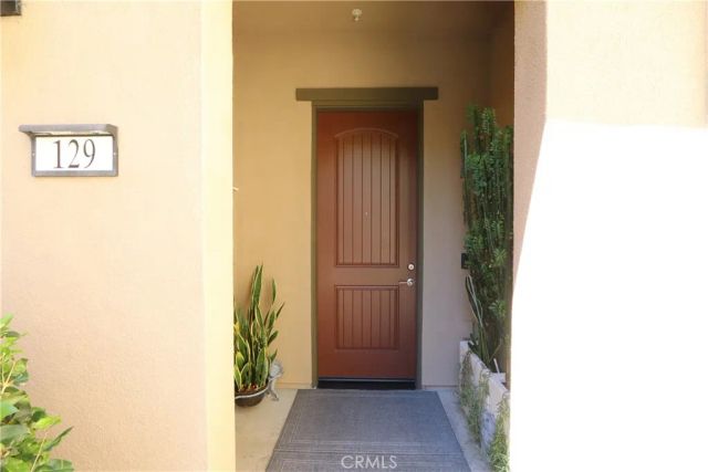 129 Carlow, Irvine, CA 92618