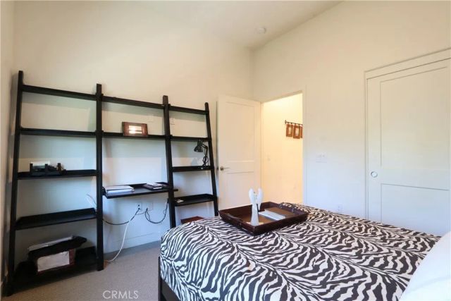 129 Carlow, Irvine, CA 92618