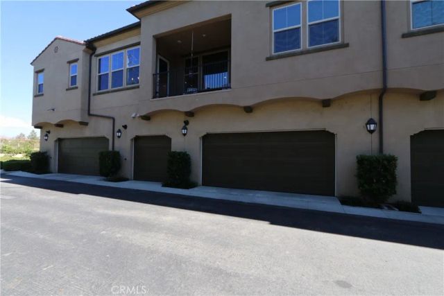 129 Carlow, Irvine, CA 92618