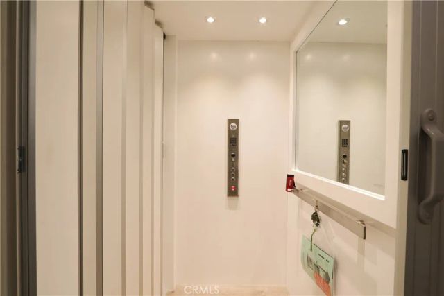 129 Carlow, Irvine, CA 92618