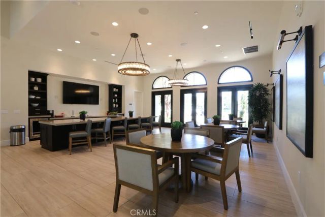 129 Carlow, Irvine, CA 92618