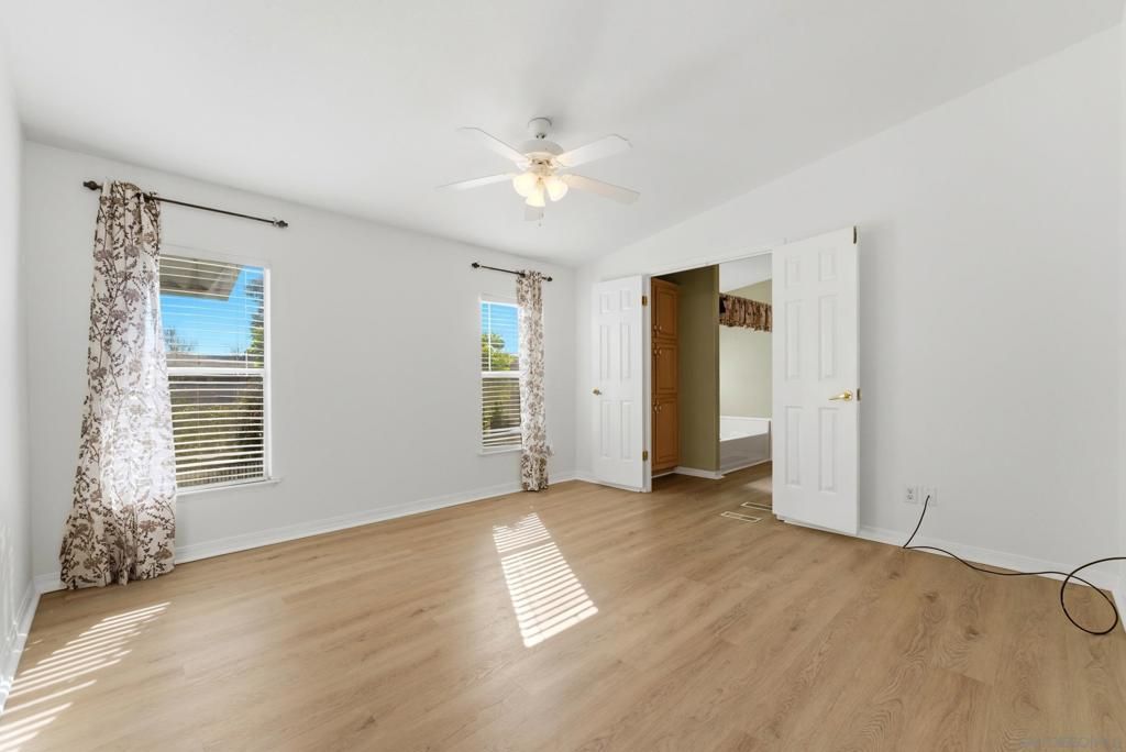 Image 9 of property listing at 27701 Murrieta Road SPC 76, Menifee, CA 92586