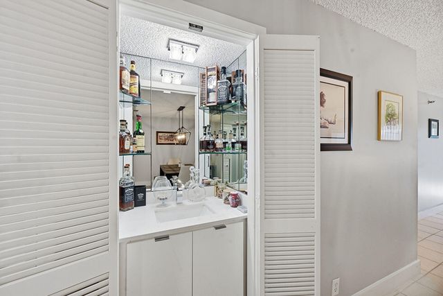 500 Ocean Trail Way 207, Jupiter, FL 33477