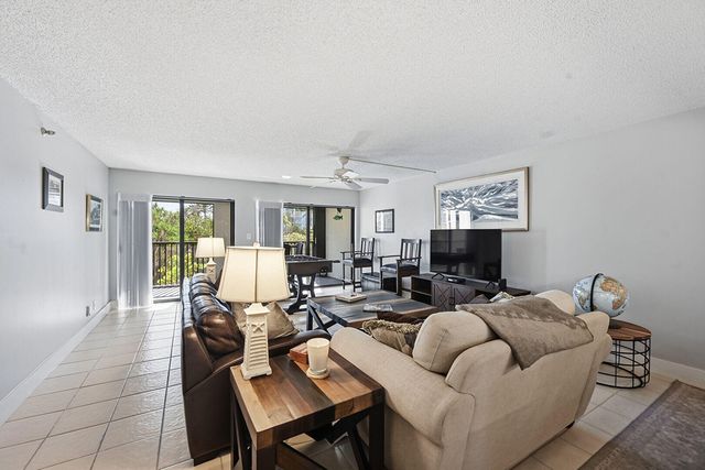 500 Ocean Trail Way 207, Jupiter, FL 33477