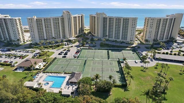 500 Ocean Trail Way 207, Jupiter, FL 33477