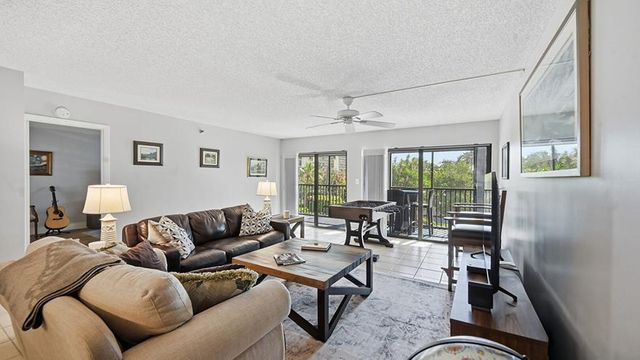 500 Ocean Trail Way 207, Jupiter, FL 33477