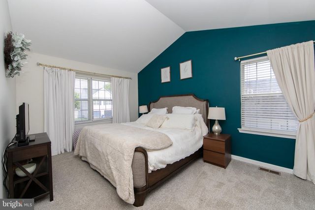 89 WEATHERVANE DR, Mount Royal, NJ 08061