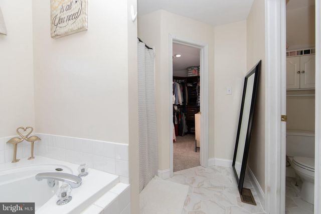 89 WEATHERVANE DR, Mount Royal, NJ 08061