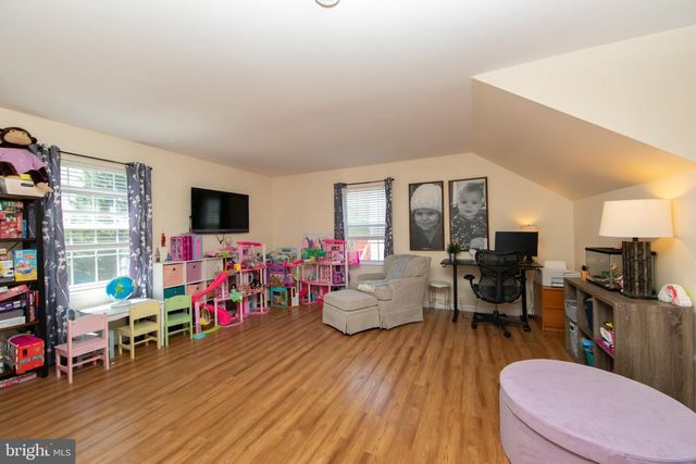 89 WEATHERVANE DR, Mount Royal, NJ 08061