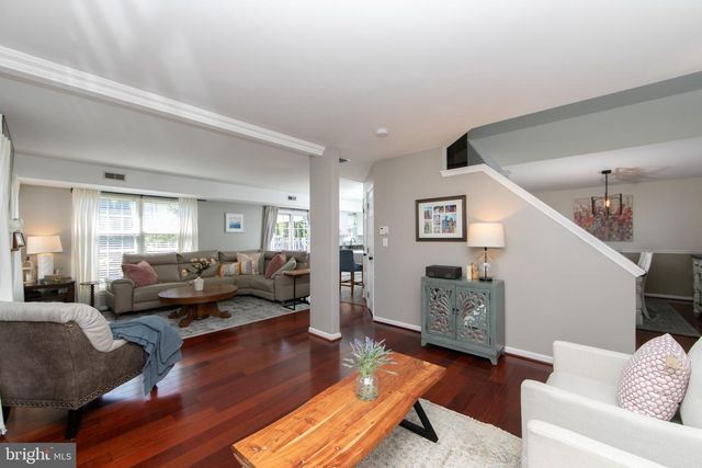 89 WEATHERVANE DR, Mount Royal, NJ 08061