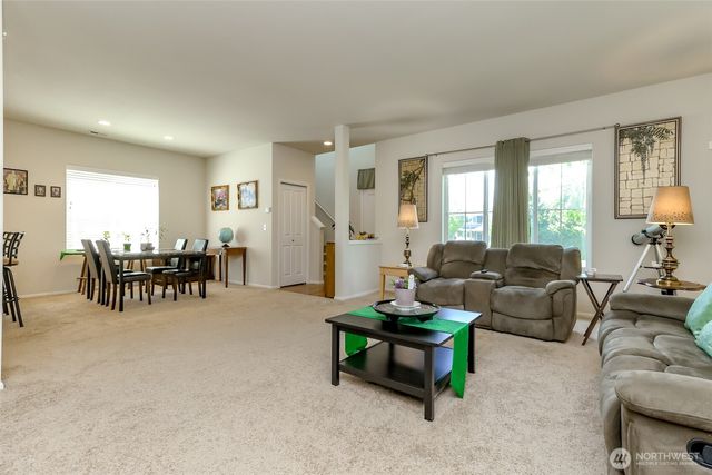 4712 Court R Court, Tacoma, WA 98404