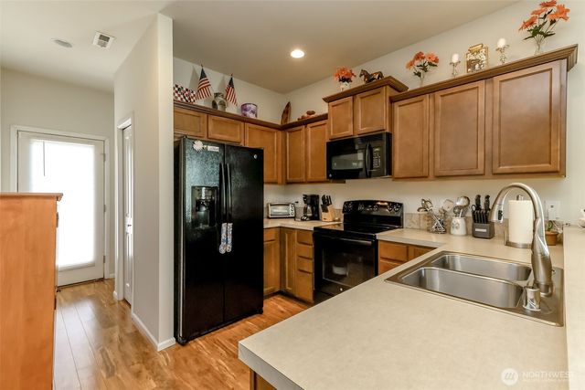 4712 Court R Court, Tacoma, WA 98404