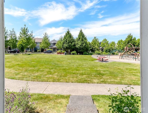 4712 Court R Court, Tacoma, WA 98404