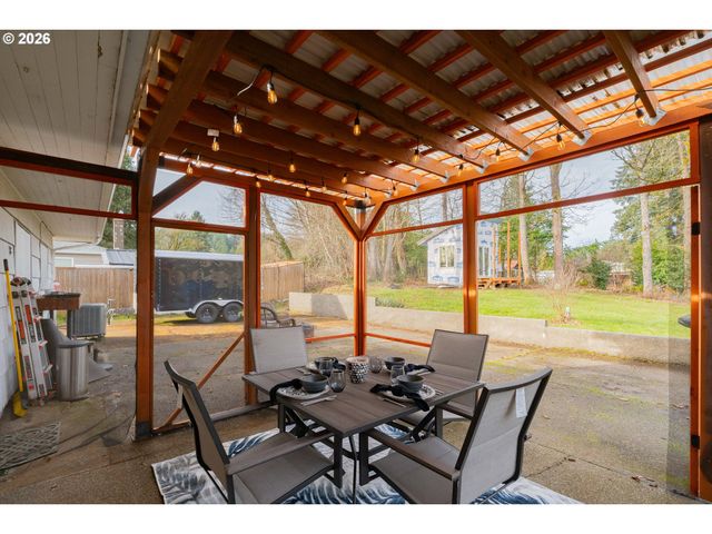 715 Ne 22ND Ave, Camas, WA 98607