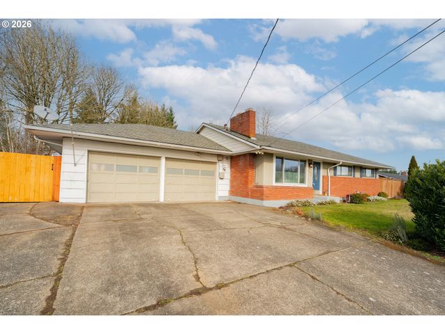 715 Ne 22ND Ave, Camas, WA 98607