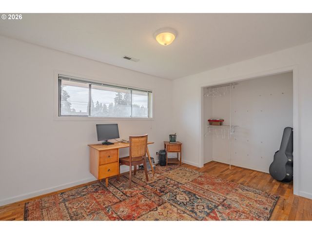 715 Ne 22ND Ave, Camas, WA 98607