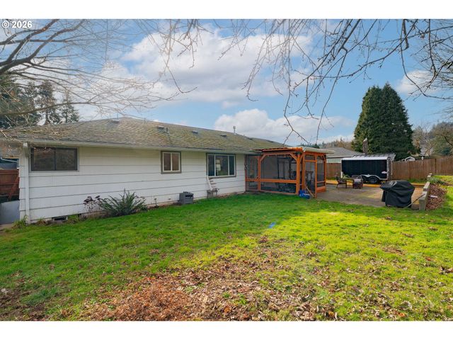 715 Ne 22ND Ave, Camas, WA 98607