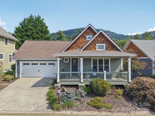 5 Olde Cottage Lane, Asheville, NC 28803