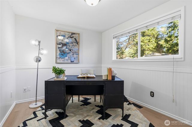 9211 NE 136th Pl, Kirkland, WA 98034