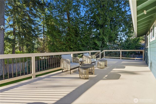 9211 NE 136th Pl, Kirkland, WA 98034