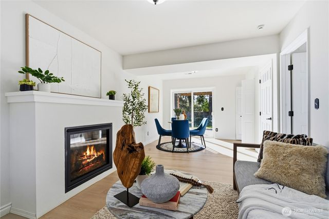 9211 NE 136th Pl, Kirkland, WA 98034