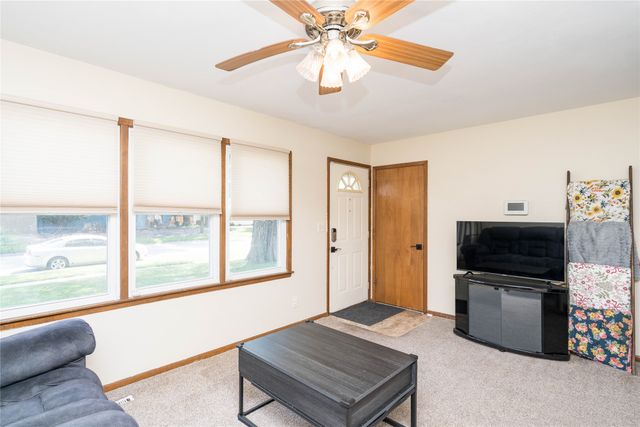 3909 Toronto Street, Ames, IA 50014