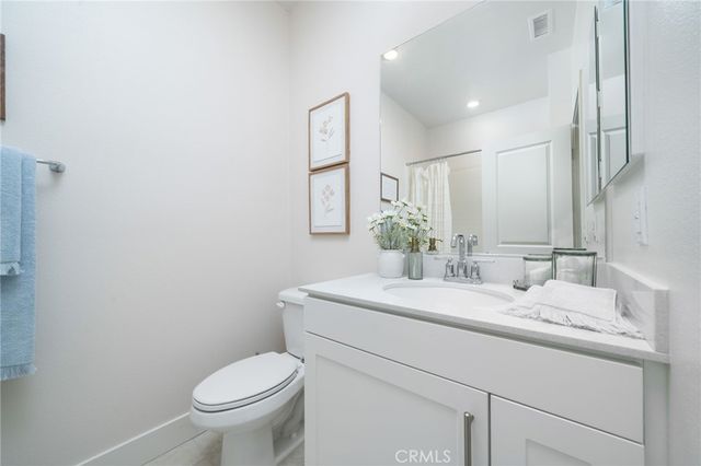3590 E Peckham Paseo 6, Ontario, CA 91761