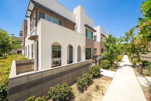 3590 E Peckham Paseo 6, Ontario, CA 91761