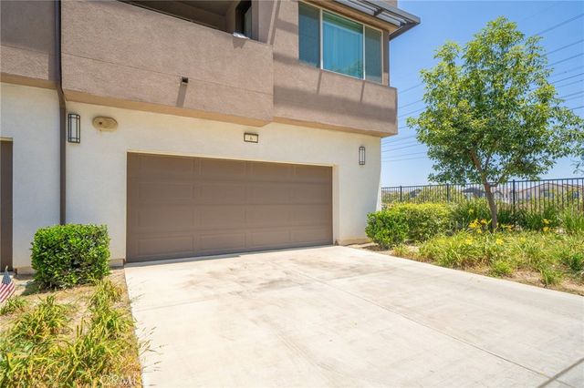 3590 E Peckham Paseo 6, Ontario, CA 91761
