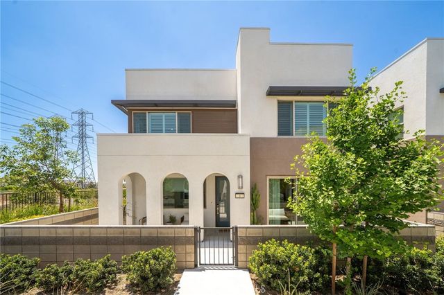 3590 E Peckham Paseo 6, Ontario, CA 91761