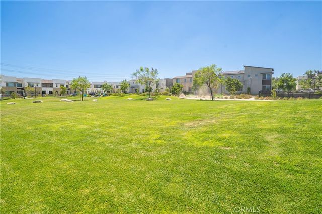 3590 E Peckham Paseo 6, Ontario, CA 91761