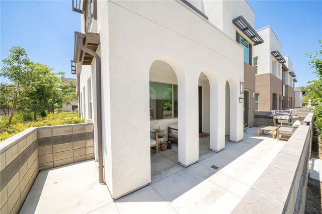 3590 E Peckham Paseo 6, Ontario, CA 91761