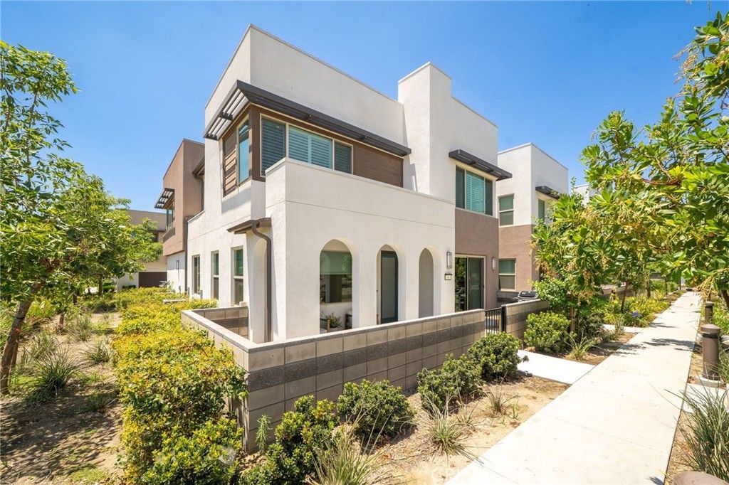 3590 E Peckham Paseo 6, Ontario, CA 91761