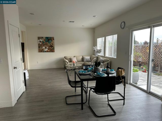 46 Mountainside Way, Hayward, CA 94544