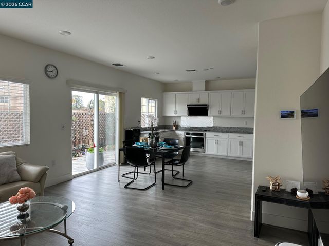 46 Mountainside Way, Hayward, CA 94544