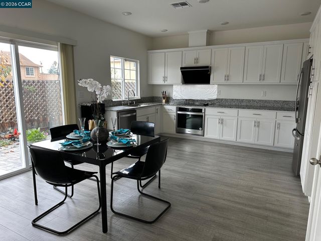 46 Mountainside Way, Hayward, CA 94544