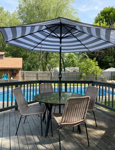 313 Maple Drive, Linden, MI 48451