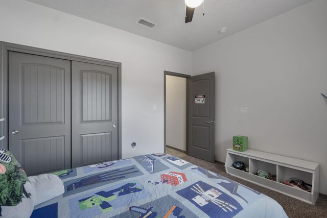 2613 La Luz Circle NE, Rio Rancho, NM 87144