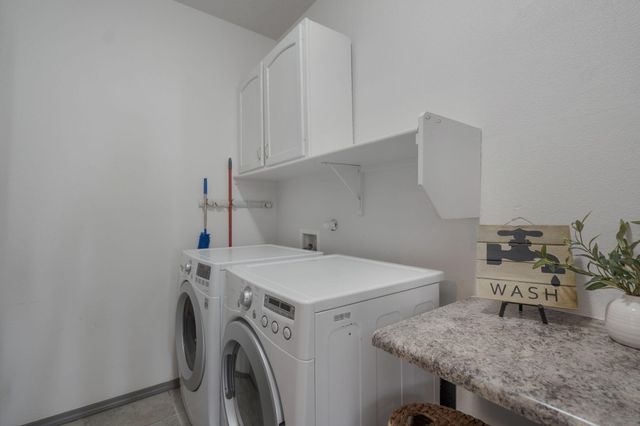 2613 La Luz Circle NE, Rio Rancho, NM 87144