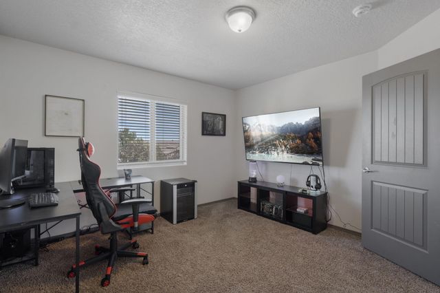 2613 La Luz Circle NE, Rio Rancho, NM 87144