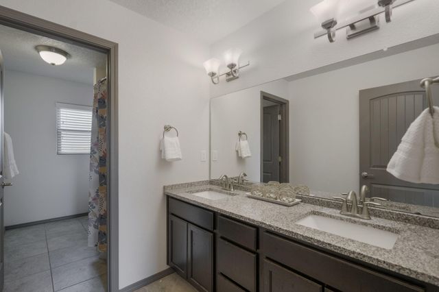 2613 La Luz Circle NE, Rio Rancho, NM 87144