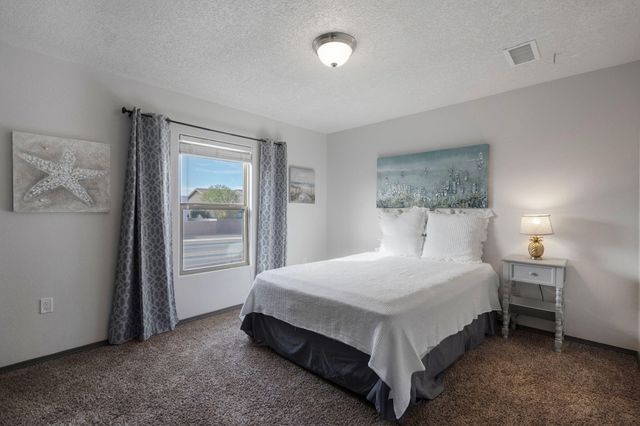 2613 La Luz Circle NE, Rio Rancho, NM 87144