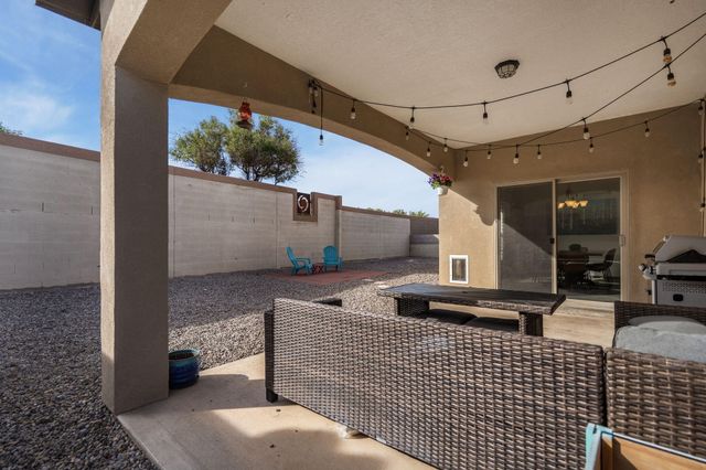 2613 La Luz Circle NE, Rio Rancho, NM 87144