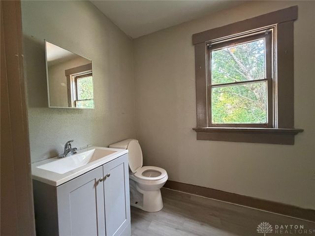 23 E Parkwood Drive, Dayton, OH 45405