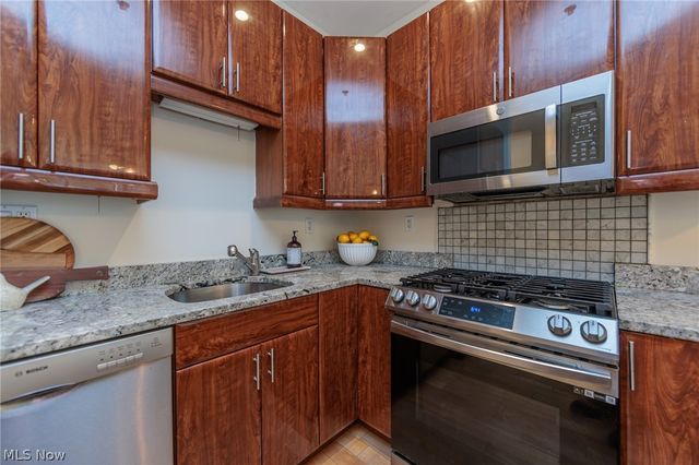 701 W Lakeside Avenue 602, Cleveland, OH 44113