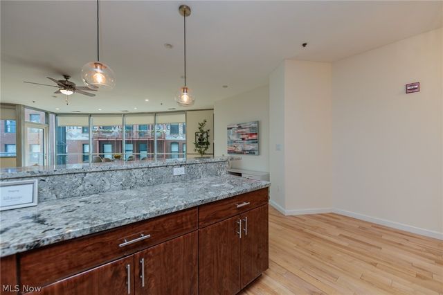 701 W Lakeside Avenue 602, Cleveland, OH 44113