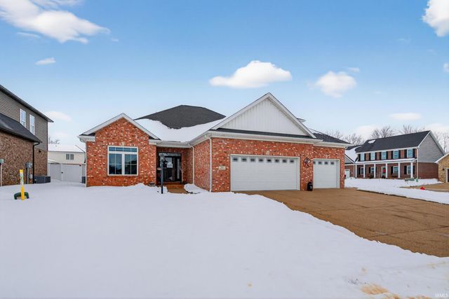 511 Westbriar Circle, Newburgh, IN 47630