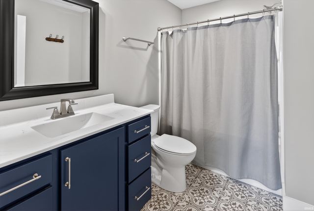 511 Westbriar Circle, Newburgh, IN 47630