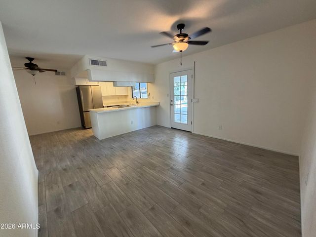 9203 N 63RD Drive, Glendale, AZ 85302