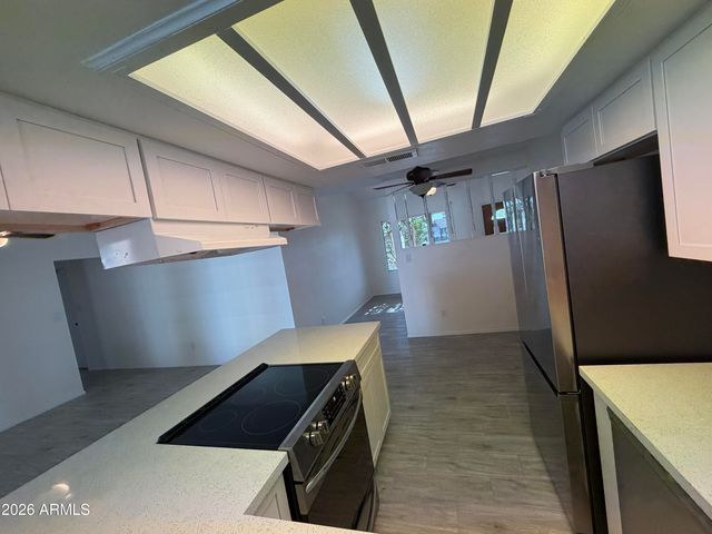9203 N 63RD Drive, Glendale, AZ 85302
